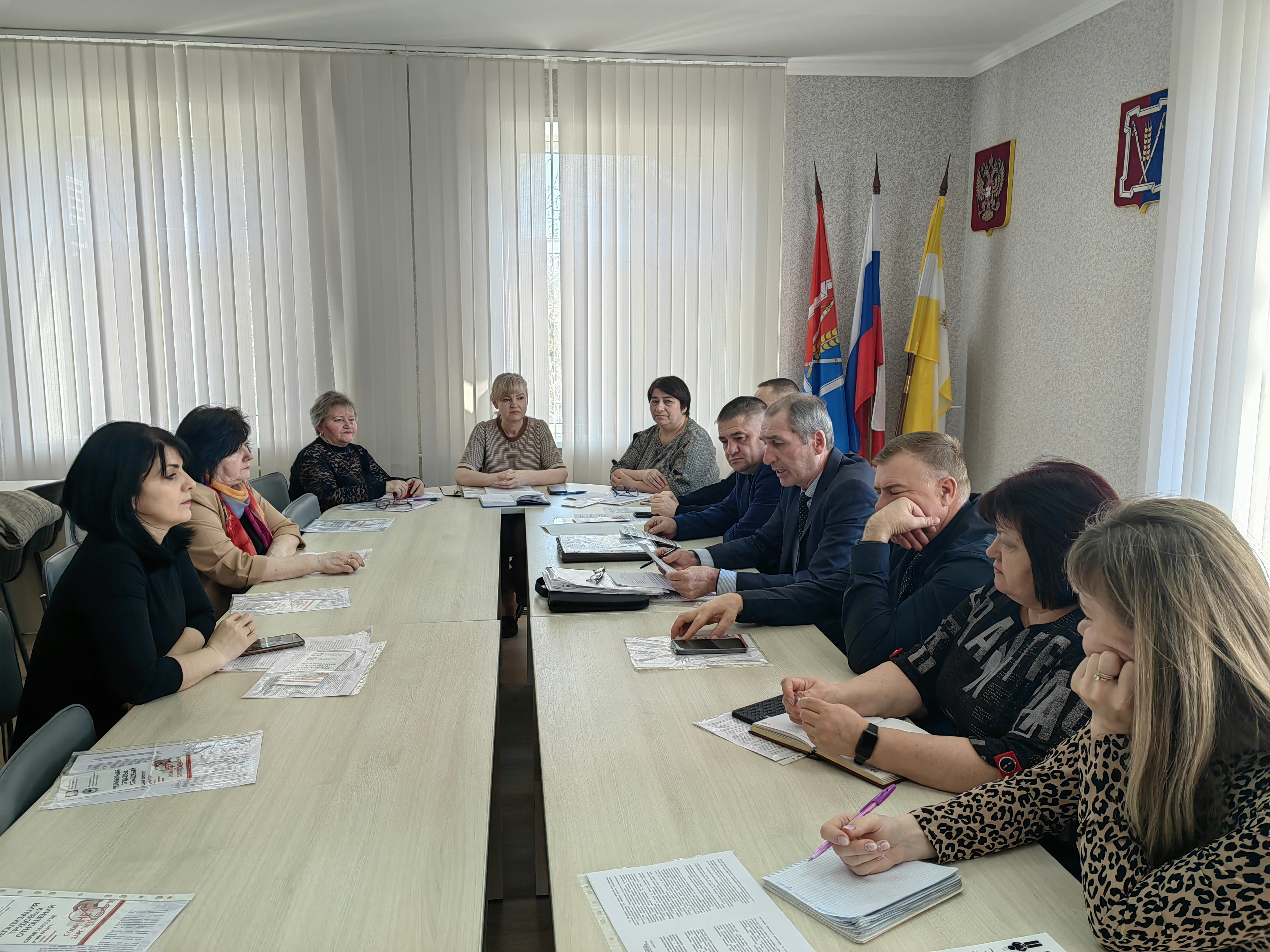 28.03.2024г.  в ст. Курской  в  здании  Администрации Курского муниципального округа Ставропольского края состоялось районный  «День охраны труда».