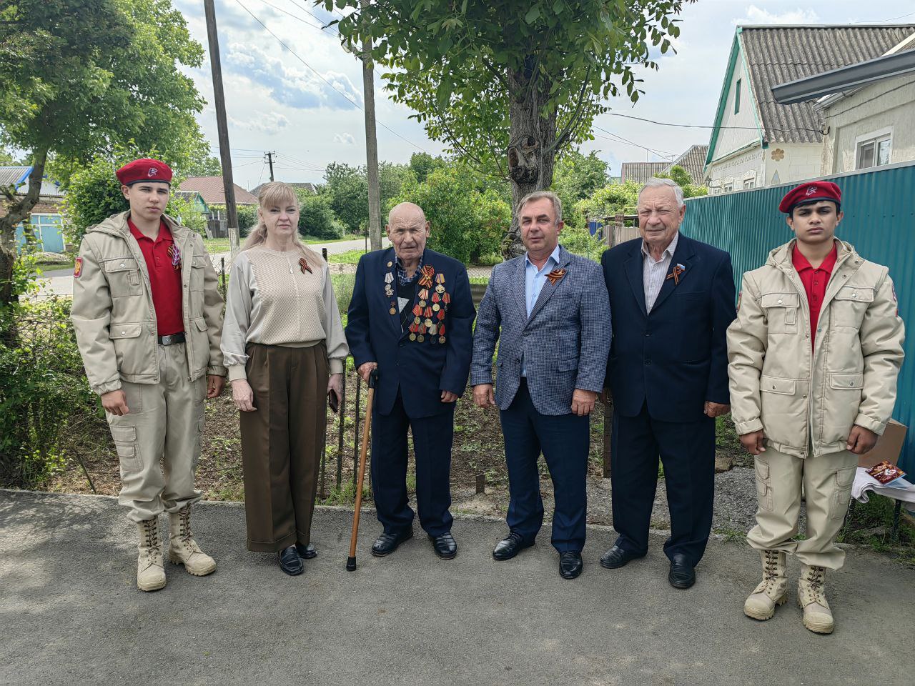 Поздравление ветеранов.