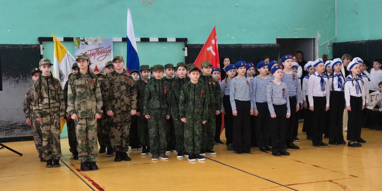 «Праздник мужества и чести: в «СОШ №2» прошел конкурс «Строя и песни в честь Дня защитника Отечества!».