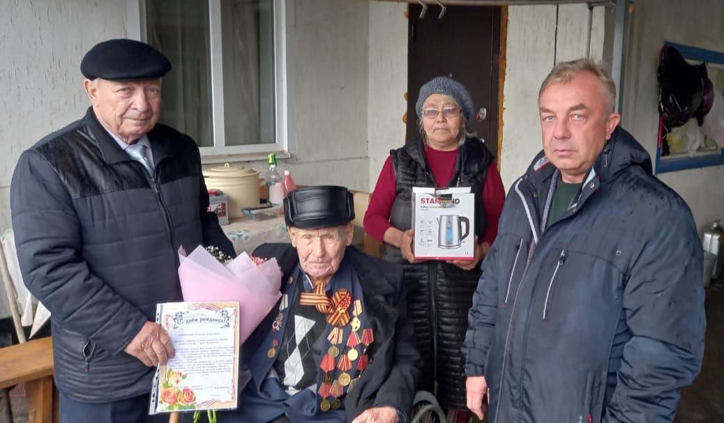 Свой 99-й день рождения сегодня отмечает ветеран Великой Отечественной войны Серенко Георгий Денисович!.